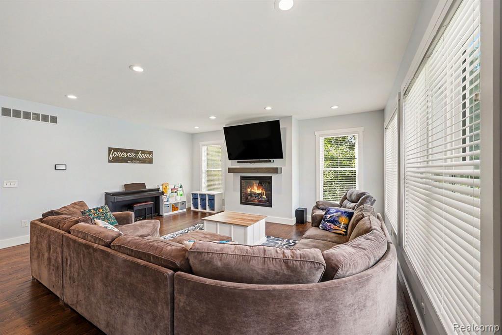 1660 Winthrop Road, Bloomfield, MI 48302 — Photo 7