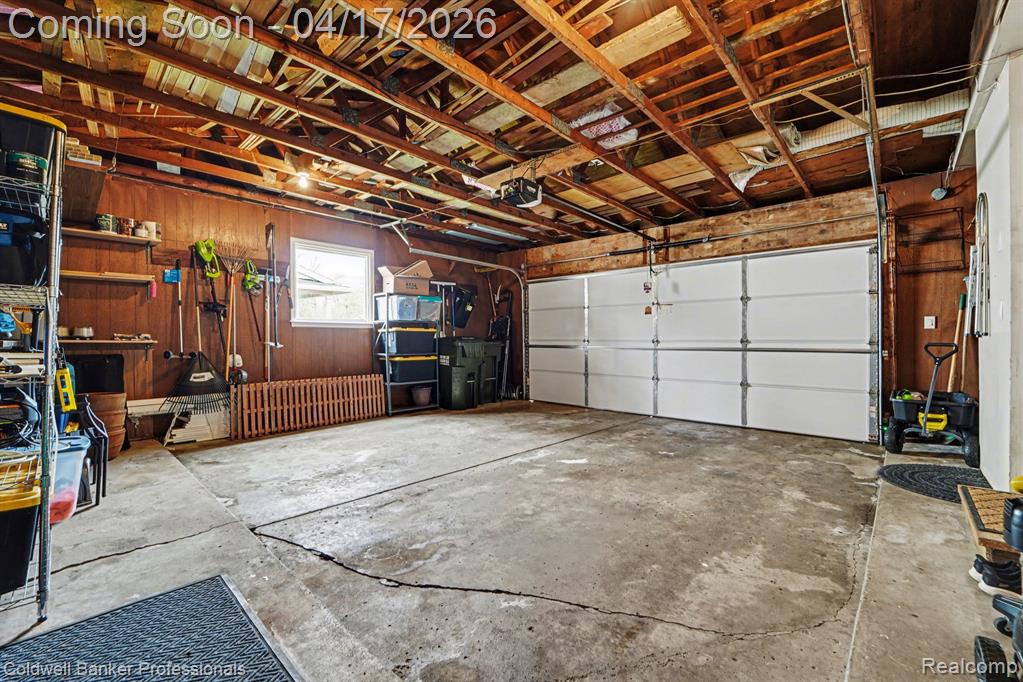 717 Sandstone Drive, Rochester Hills, MI 48309 — Photo 31