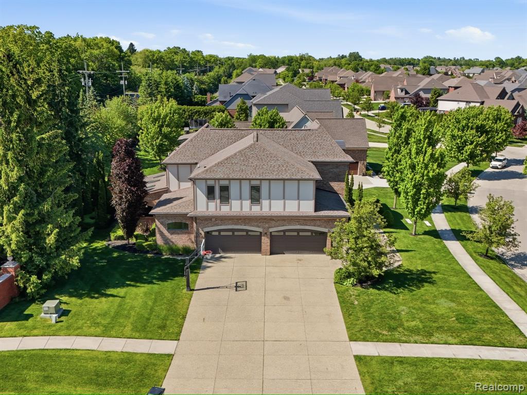 55951 Ashbrooke Drive W, Utica, MI 48316 — Photo 63