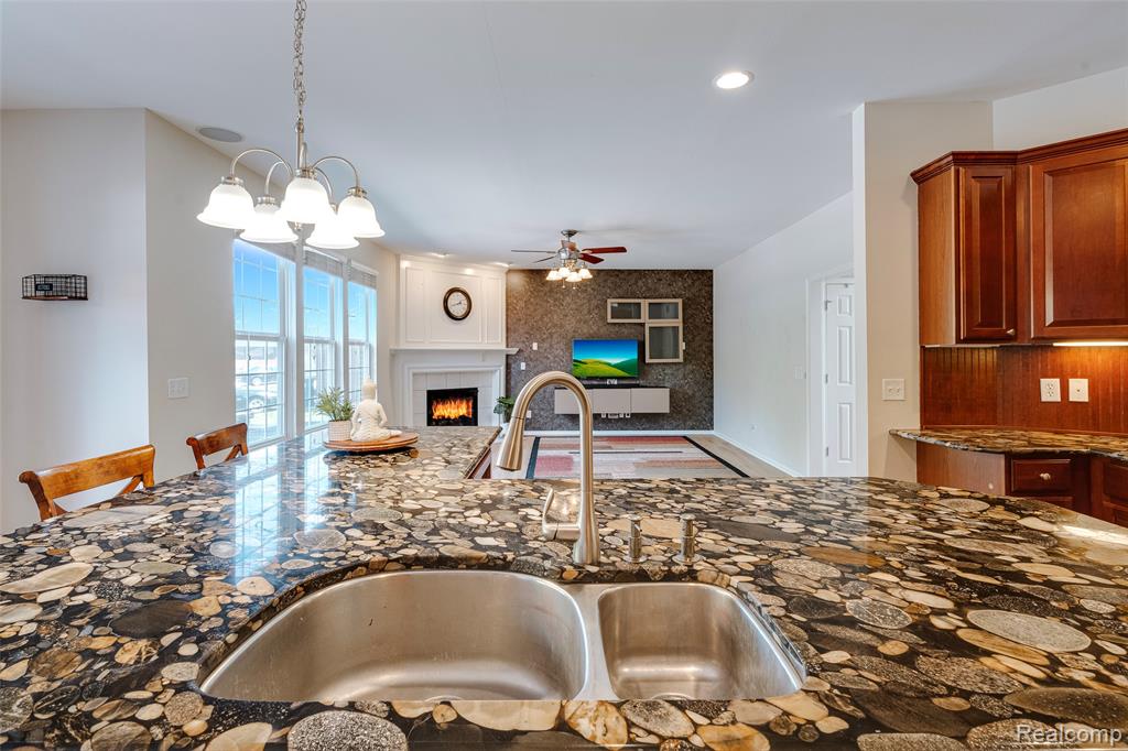 50042 Black Horse Lane, Canton, MI 48188 — Photo 36