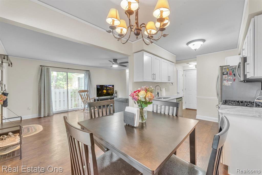 24645 Spring Lane, 18, Harrison Township, MI — Photo 13