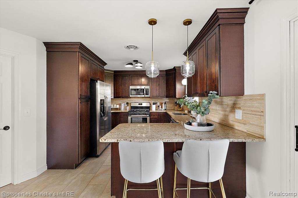 39173 Lakeshore Drive, Harrison Township, MI — Photo 20