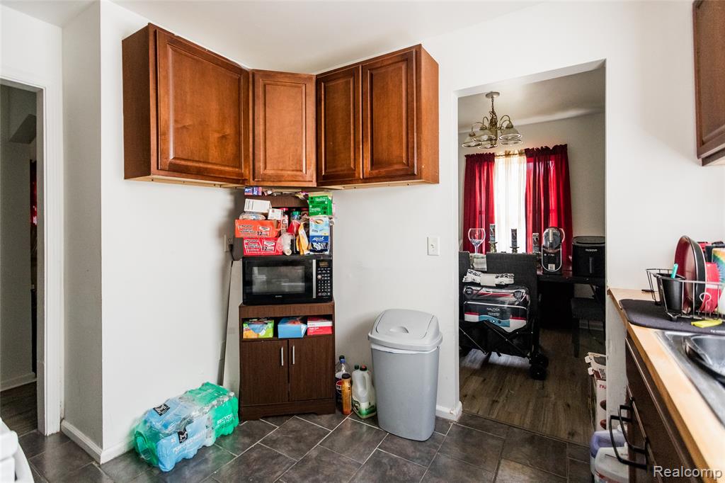 4267 Cadieux Road, Detroit, MI 48224 — Photo 10