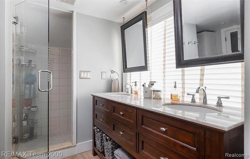802 PARK Avenue, Royal Oak, MI 48067 — Photo 19