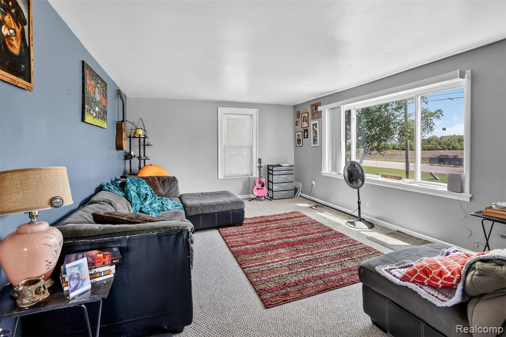 5660 Tittabawassee Road, Saginaw, MI 48604 — Photo 4