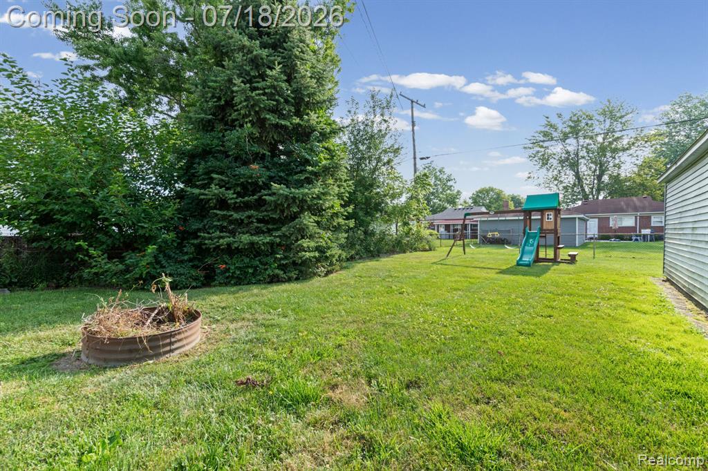 8950 Brentwood Street, Livonia, MI 48150 — Photo 6