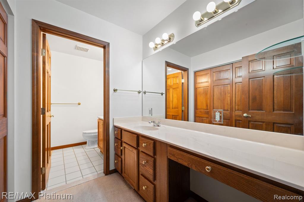 12902 Autumn Ridge Court, Milford, MI 48380 — Photo 35