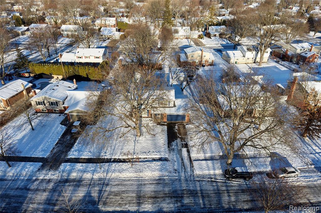 4151 Cambridge Crescent Drive, Troy, MI 48085 — Photo 2