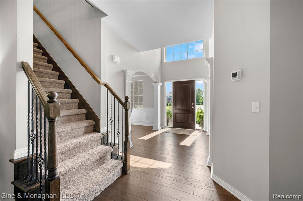 5401 Aberdeen Court, Clarkston, MI 48348 — Photo 4