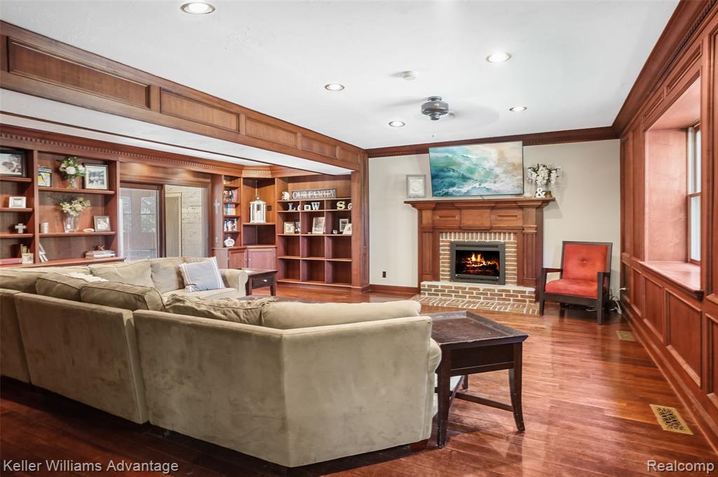 7675 Morningstar Court, Clarkston, MI 48348 — Photo 10