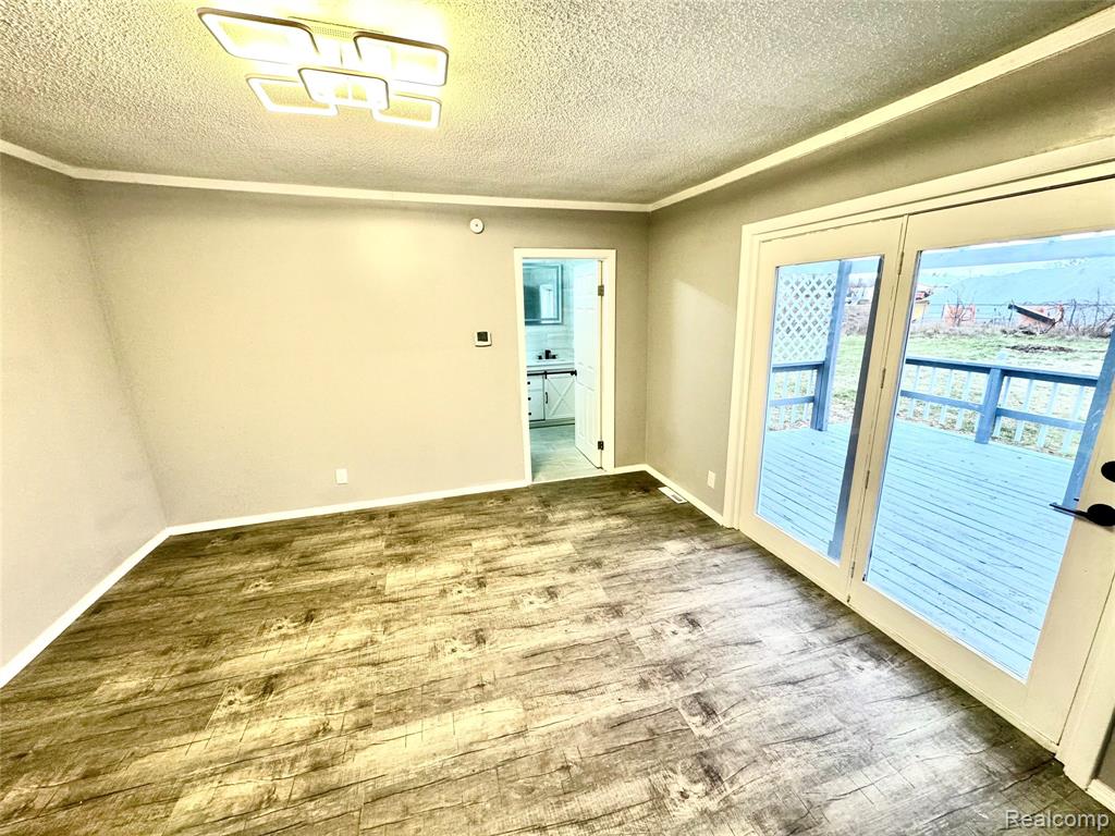 618 N 1st Street, Chesaning, MI 48616 — Photo 10