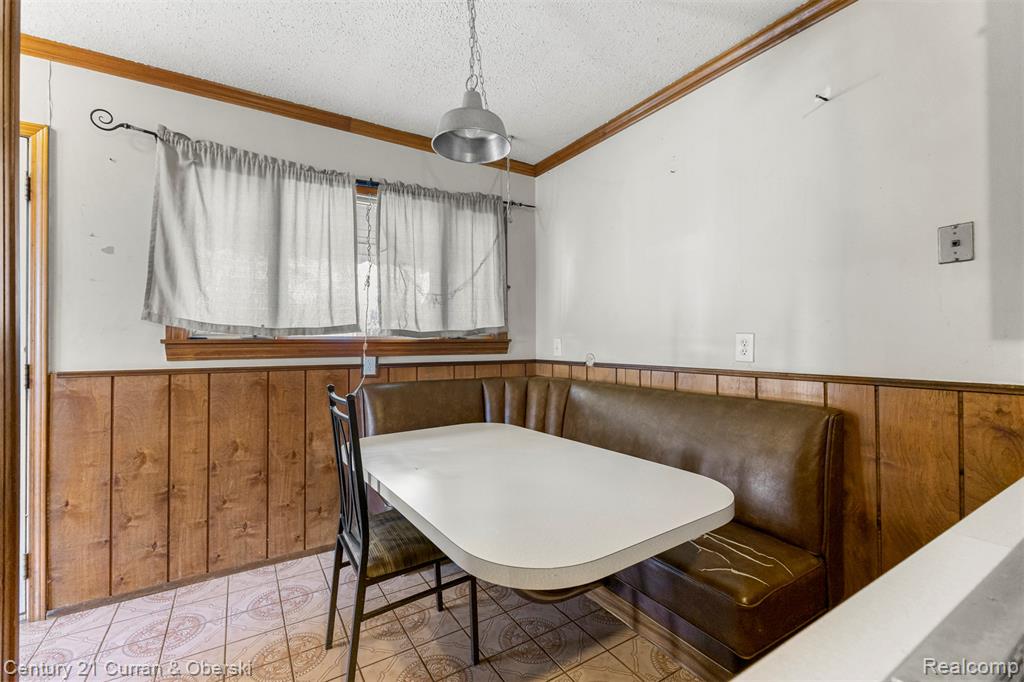 8319 Ziegler Street, Taylor, MI 48180 — Photo 11
