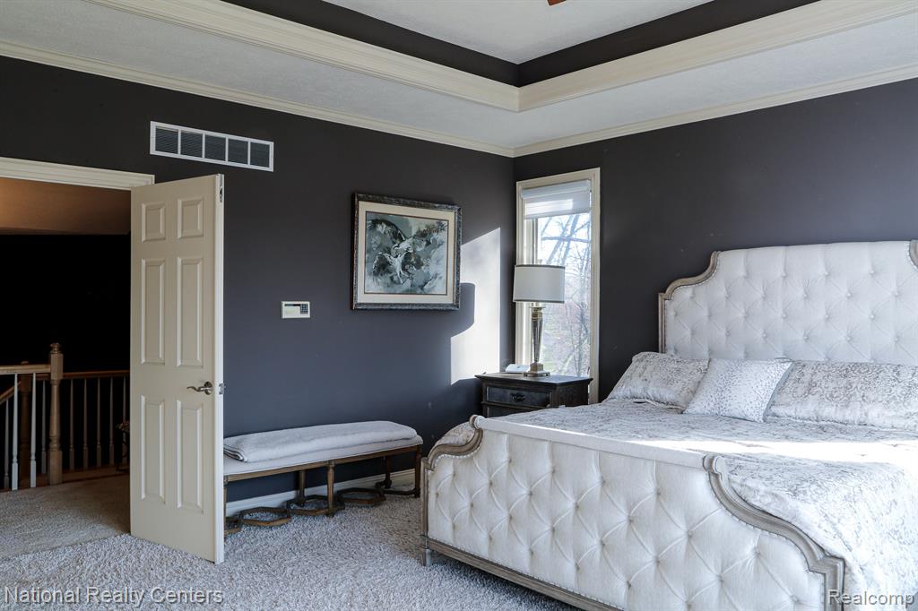 4888 INDIAN CREEK Drive, Jackson, MI 49201 — Photo 24