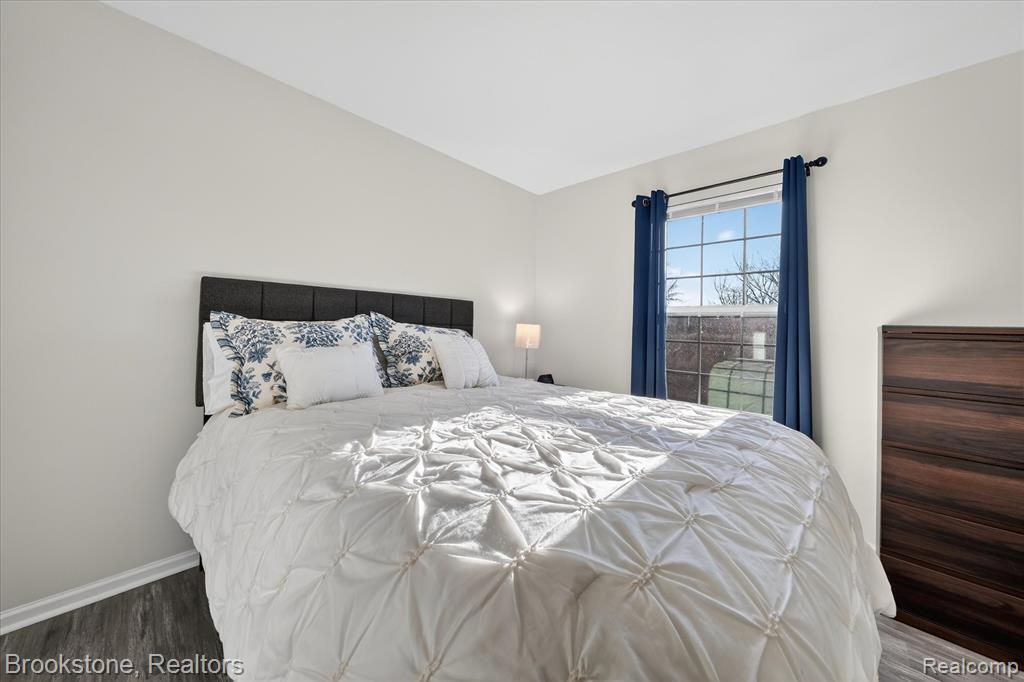 220 Oakbrooke Drive, 3, South Lyon, MI 48178 — Photo 28