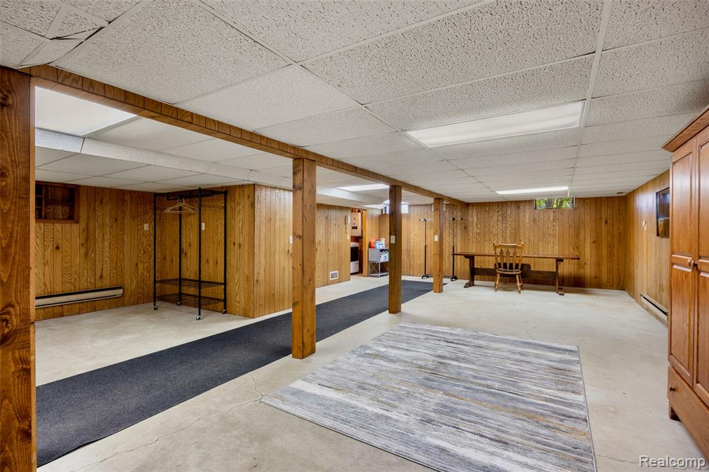 595 N Cedar Road, Fowlerville, MI 48836 — Photo 28