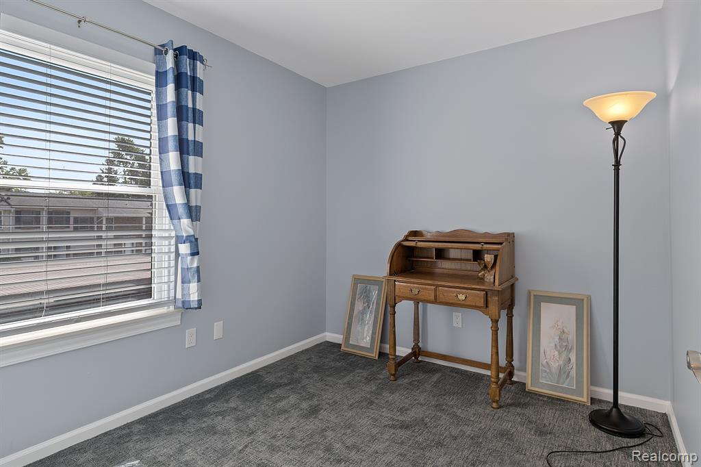 8387 LAKEVIEW Court, Ypsilanti, MI 48198 — Photo 13