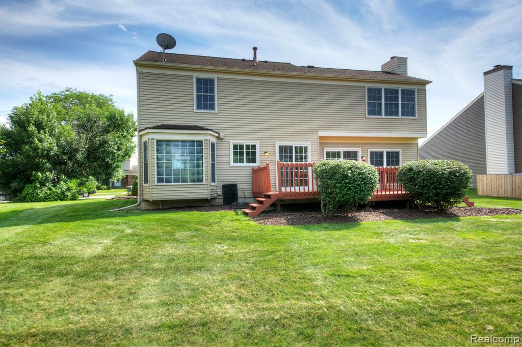 44914 FAIR OAKS Drive, Canton, MI 48187 — Photo 40
