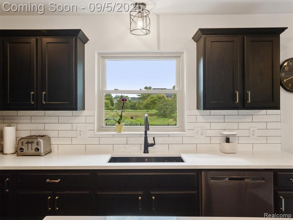 57611 Hawthorn Drive, Washington, MI — Photo 9
