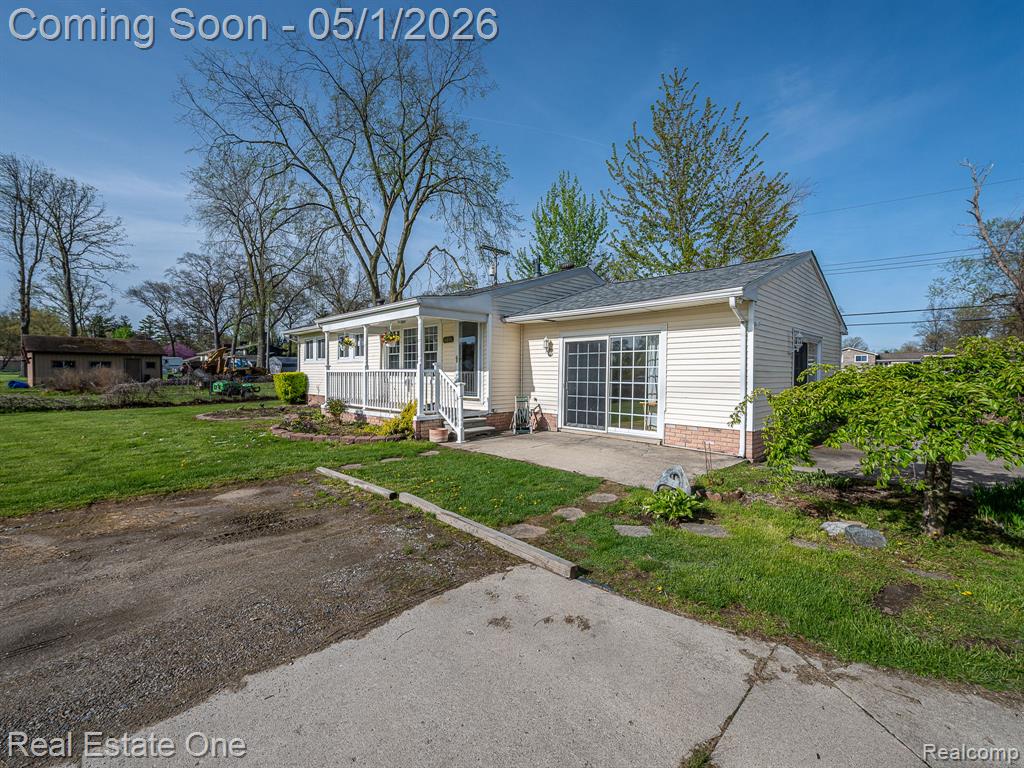 18338 Olmstead, Riverview, MI 48193 — Photo 21