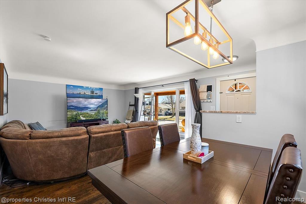816 W Baker Avenue, Clawson, MI — Photo 19