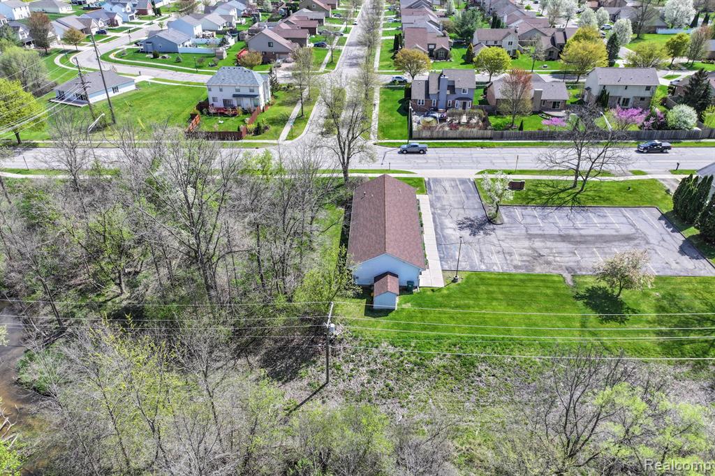550 S Saginaw Street, Lapeer, MI 48446 — Photo 37