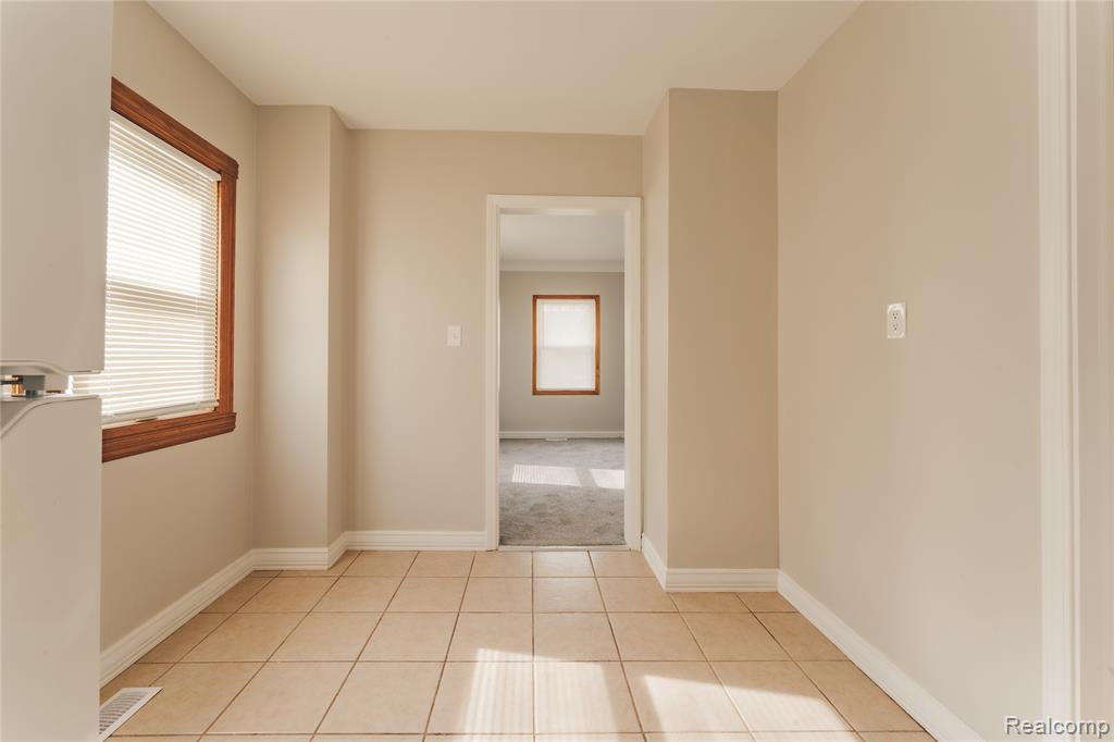 15765 Nicolai Avenue, Eastpointe, MI 48021 — Photo 22