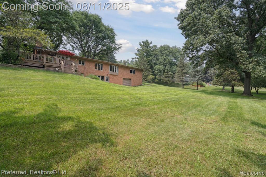 562 Burns Road, Milford, MI 48381 — Photo 40