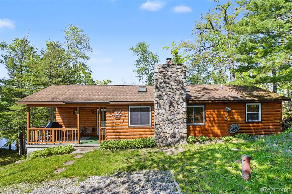 9516 E Gaylanta Drive, Atlanta, MI 49709 — Photo 2