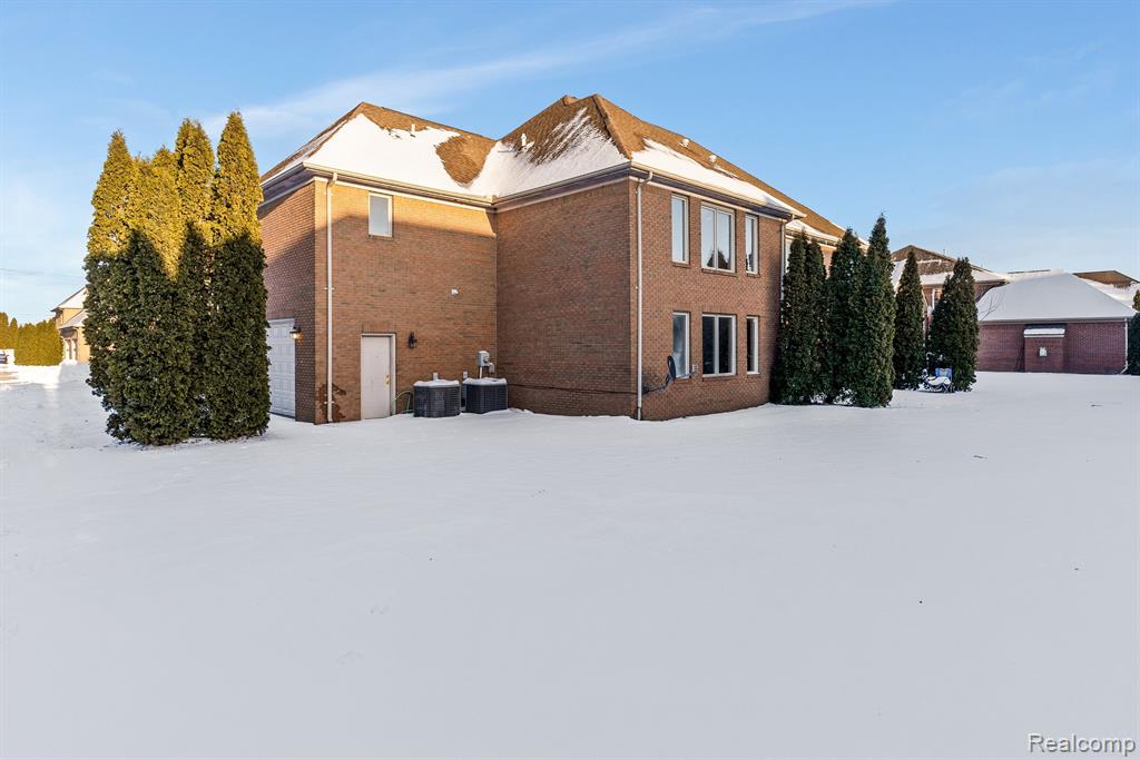 122 Sand Bar Lane, Detroit, MI 48214 — Photo 68