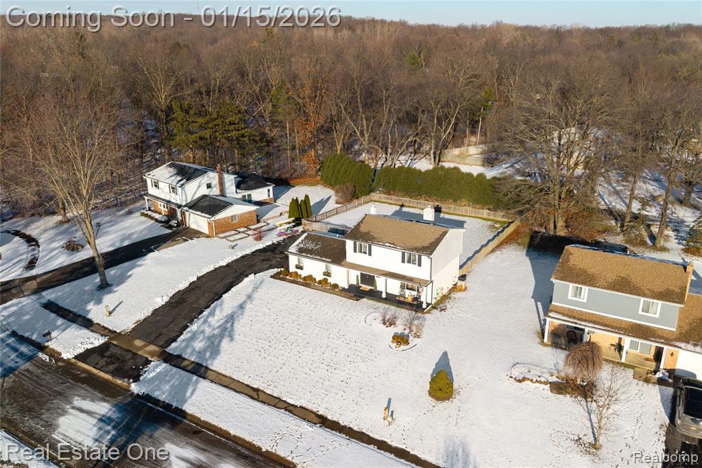 8680 Harbortowne Drive, Clarkston, MI 48348 — Photo 3