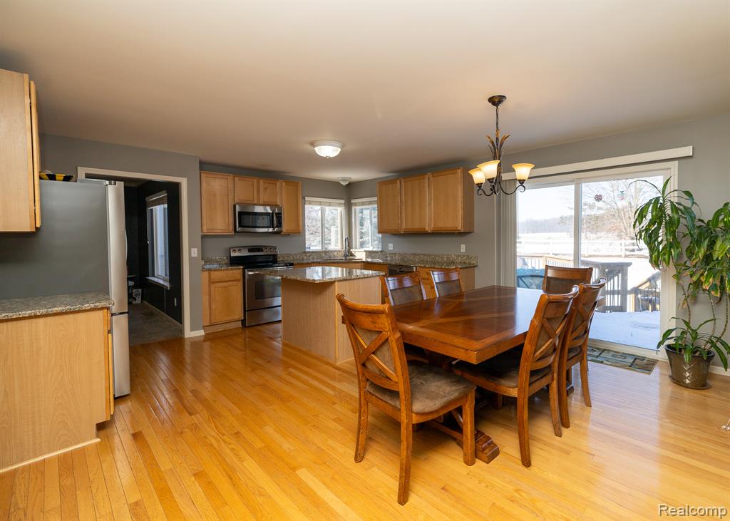 5731 Bingham Drive, Commerce Twp, MI 48382 — Photo 14