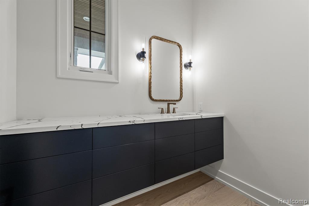 7303 Brookside Village Court, Bloomfield Hills, MI 48301 — Photo 14