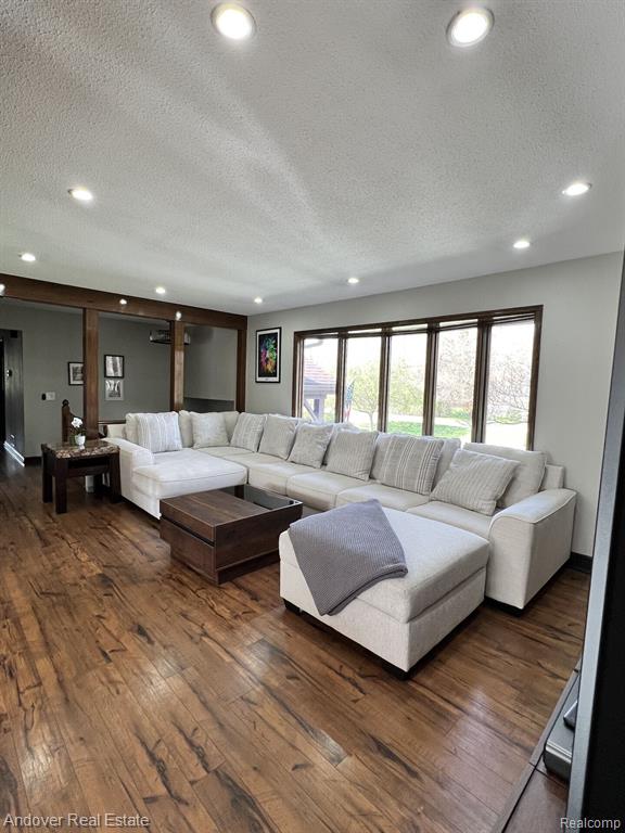 6676 KEITHCREST Drive, Temperance, MI 48182 — Photo 9
