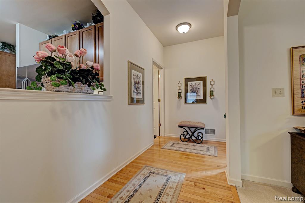 6927 STONEWOOD Place, Clarkston, MI — Photo 9