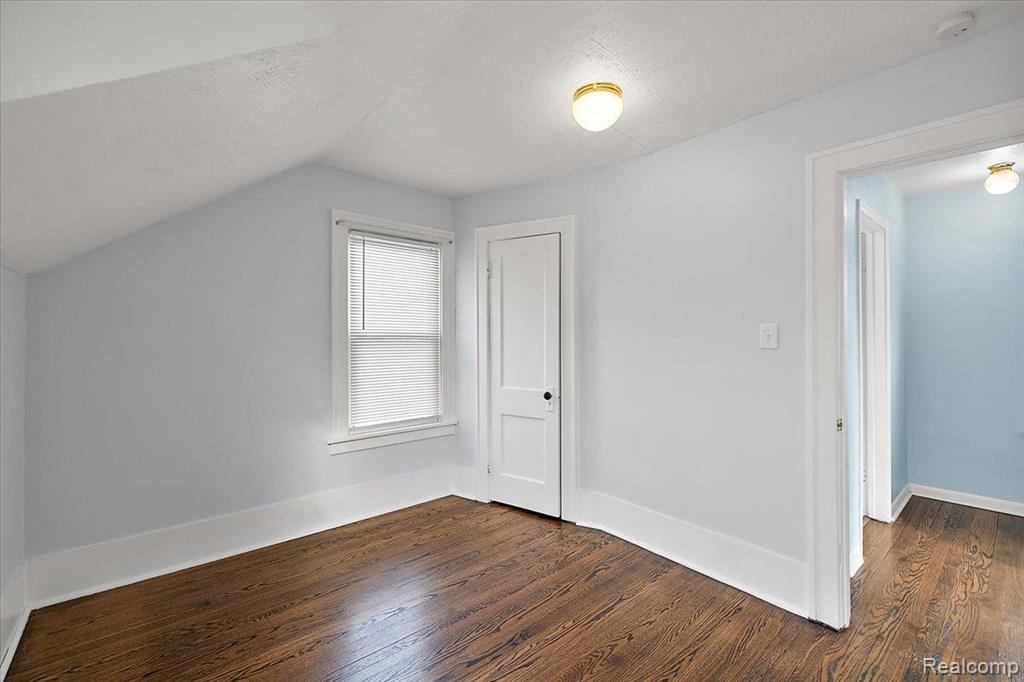 60 W Elmwood Avenue, Clawson, MI — Photo 29