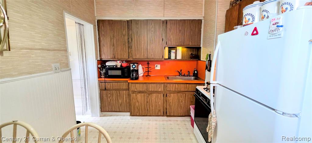 5445 Argyle Street, Inkster, MI 48126 — Photo 7