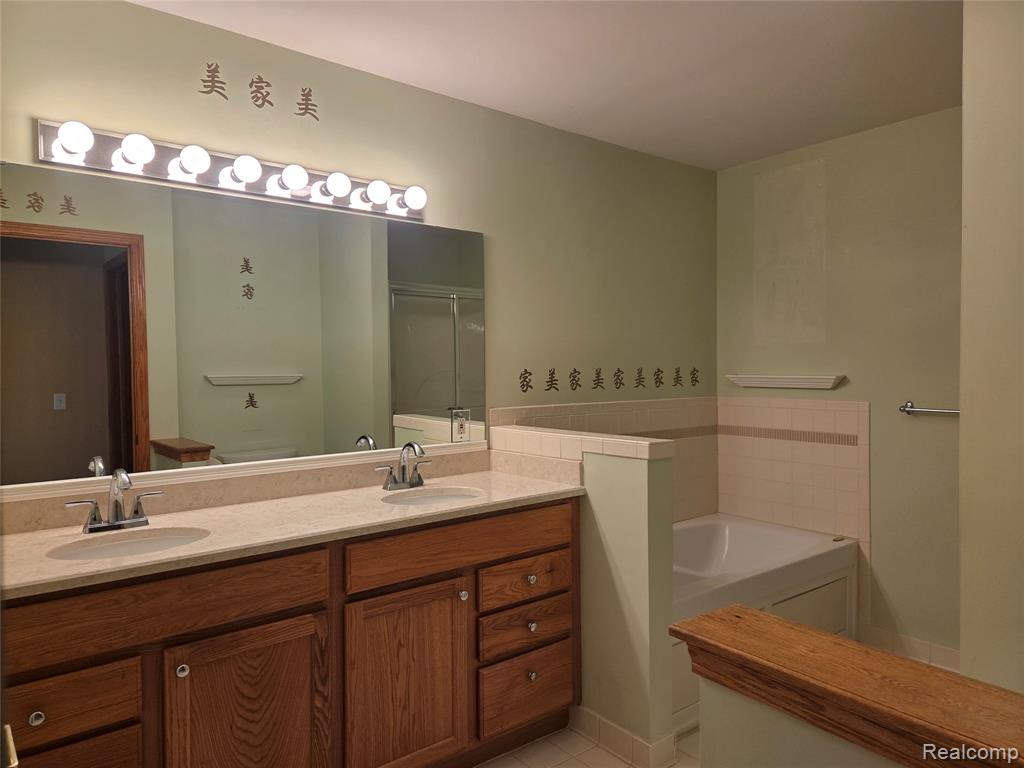 6102 Doveplum Drive, Brighton, MI 48116 — Photo 14