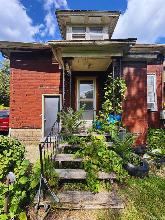 8056 Lynch Road, Detroit, MI 48234 — Photo 2
