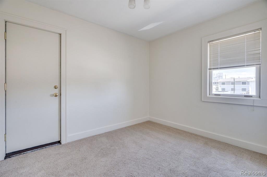 412 E 3RD Street, Royal Oak, MI 48067 — Photo 12