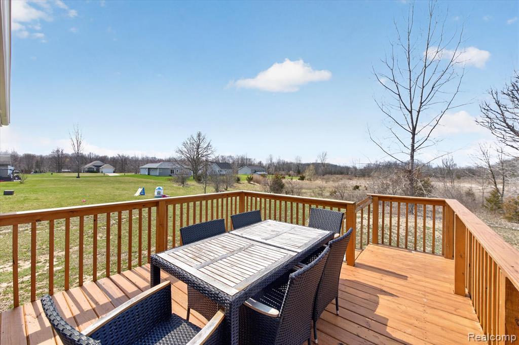 7154 Timberline Drive, Flint, MI 48507 — Photo 33