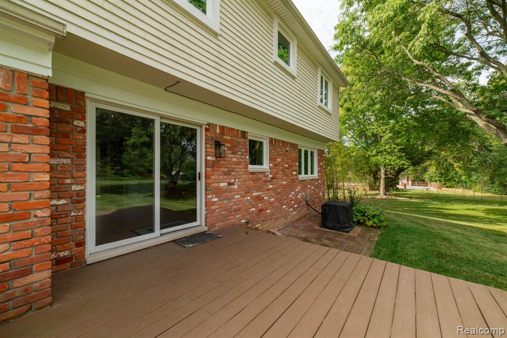 55146 PARK Place, New Hudson, MI 48165 — Photo 70