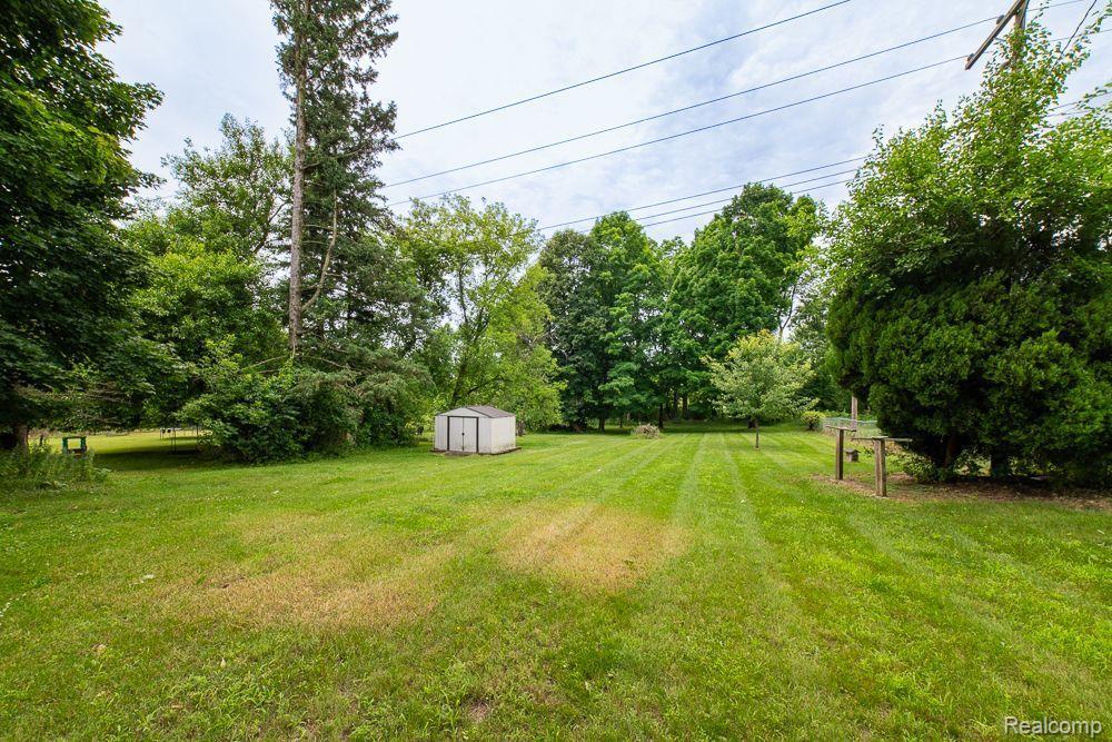 335 N CHURCH Street, Ortonville, MI 48462 — Photo 37