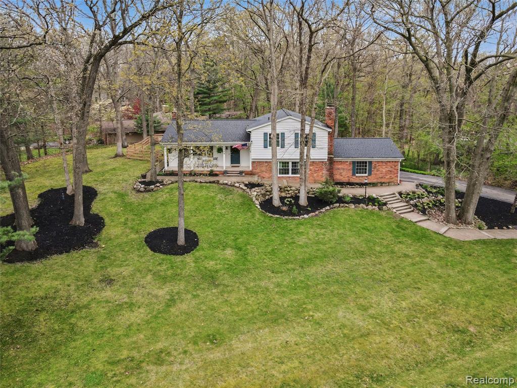 6040 Tall Oak Way, Brighton, MI 48116 — Photo 30