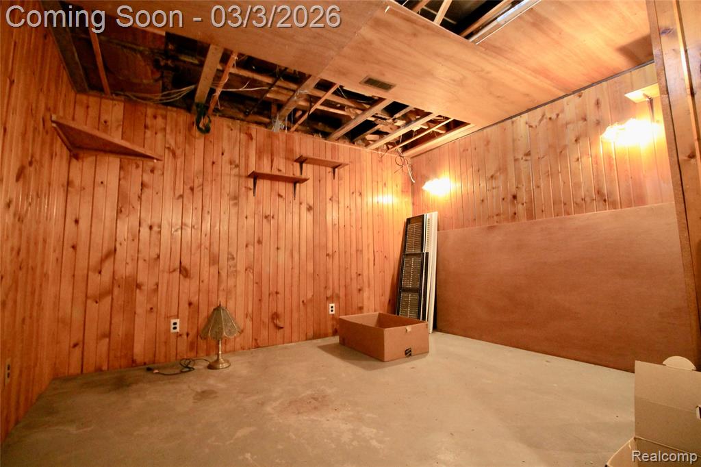 11250 S New Lothrop Road, Durand, MI 48429 — Photo 17