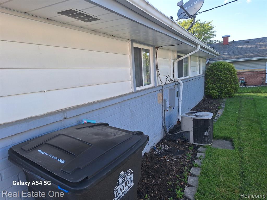 7541 SLOAN Street, Taylor, MI 48180 — Photo 24