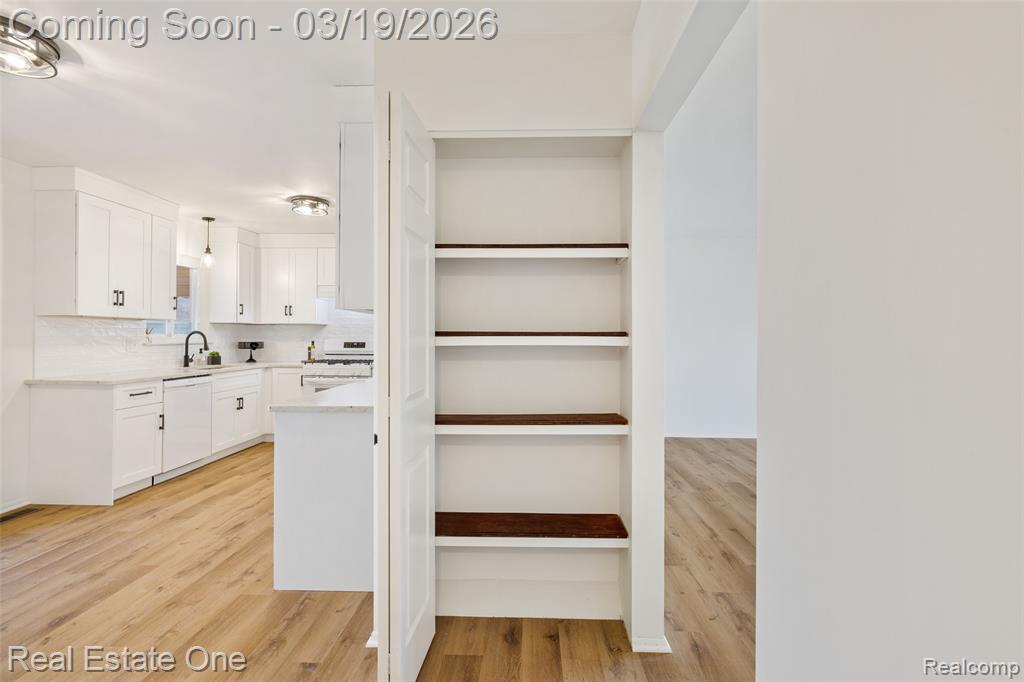 4775 Stanley Avenue, Warren, MI 48092 — Photo 13
