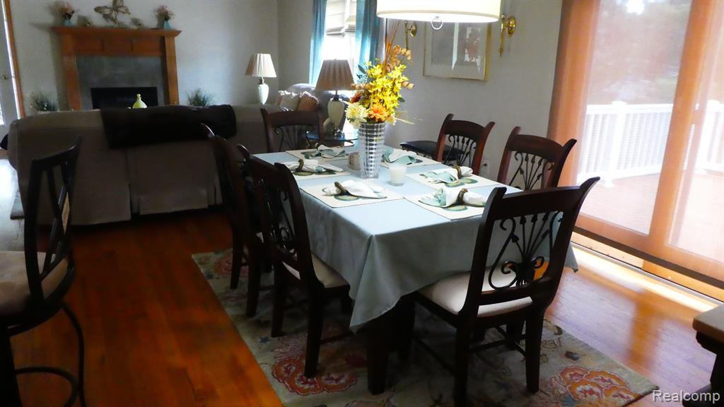 8051 Prestonwood Court, Flushing, MI 48433 — Photo 24