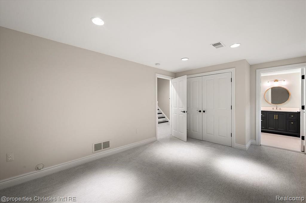469 Bonnie Brier Street, Birmingham, MI 48009 — Photo 51