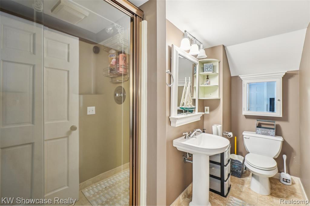 474 Beverly Island Drive, Waterford, MI 48328 — Photo 42