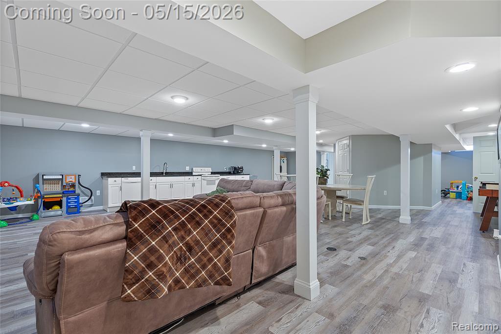 48528 Lafayette Drive, Macomb, MI 48044 — Photo 34